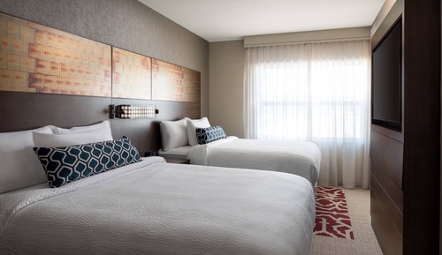 Room, 2 Bedrooms