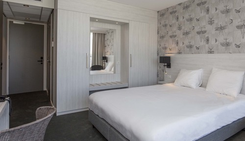 Luxury Room, Lake View