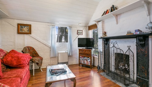 Tea House Cottage
