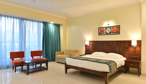 Suite, 1 King Bed, Smoking, City View