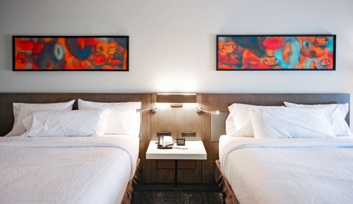 Room, 2 Queen Beds, Accessible, Bathtub (Mobility & Hearing)