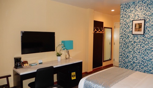 Standard Room, 2 Double Beds, Non Smoking