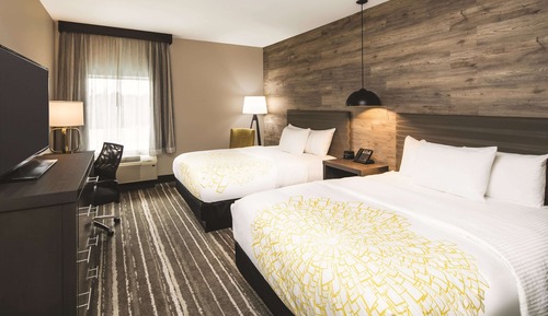 Room, 2 Queen Beds, Non Smoking