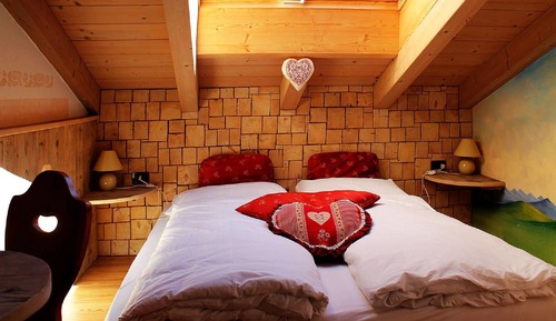 Economy Triple Room
