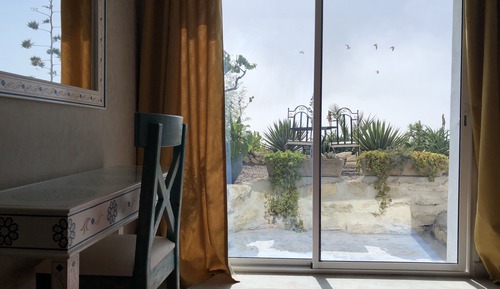 Comfort Triple Room (Majorelle)