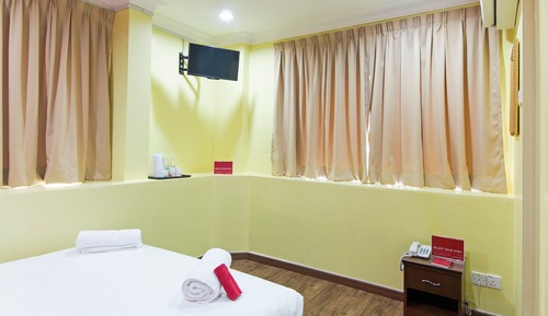 Premium Queen Room