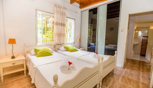 Basic Twin Room, 2 Twin Beds, Garden View