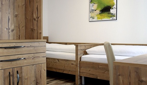 Standard Twin Room, 2 Twin Beds, Ensuite, Ground Floor