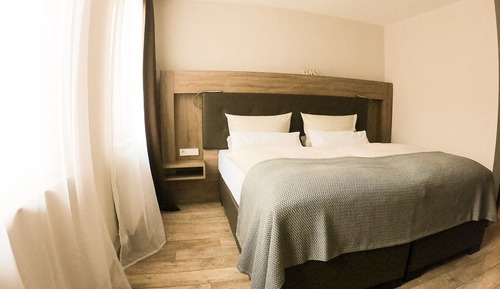 Classic Double Room, 1 King Bed