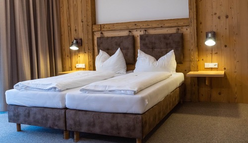 Exclusive Room