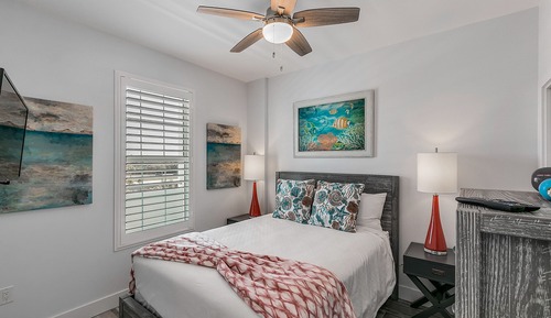 Stateroom Elite Condo, 3 Bedrooms, Marina View