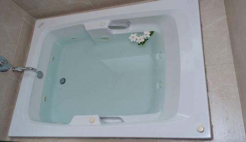 Standard Suite