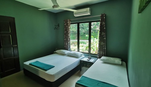 Triple Room, Private Bathroom (External)