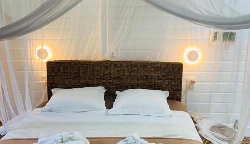 Exclusive Cabin, Hot Tub, Garden View (Cabanon Adam et Eve)