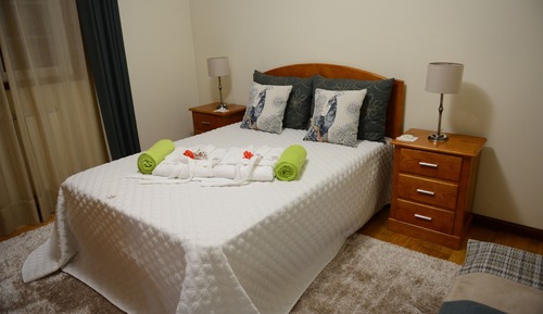 House, 4 Bedrooms, Terrace, Mountain View