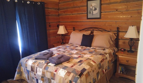Pioneer (Fir) Cabin - 2 Bedrooms