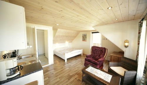 Studio (Bed Linen and Towels Not Included)