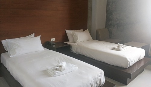 Standard Twin Room