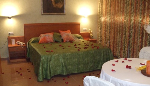 Semi Suite