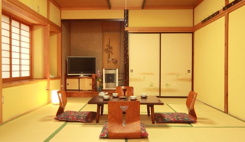 Japanese Style Room for 7 Guests, Shared Bathroom