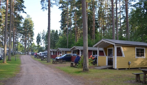 Basic Cabin, Shared Bathroom
