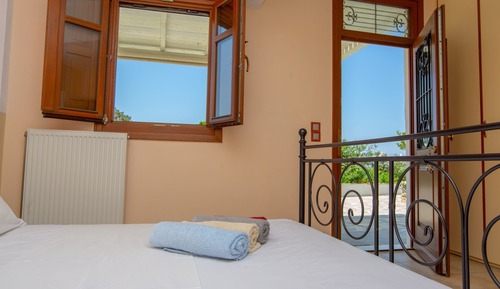 Luxury House, 3 Bedrooms, Sea View