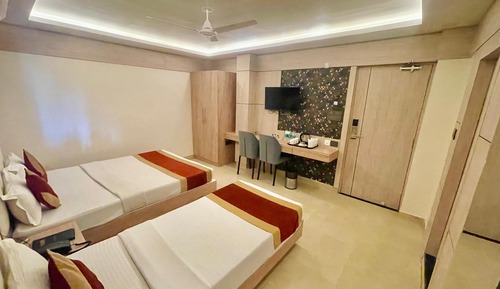 Superior Triple Room
