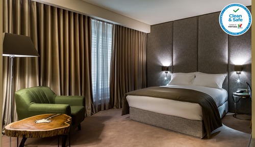 Superior Double Room, Balcony, City View (Single Use)