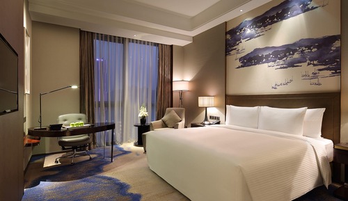 Grand Deluxe King Room