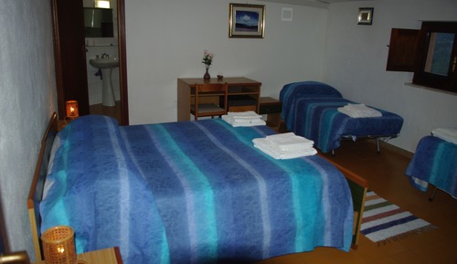 Classic Quadruple Room, Mountain View