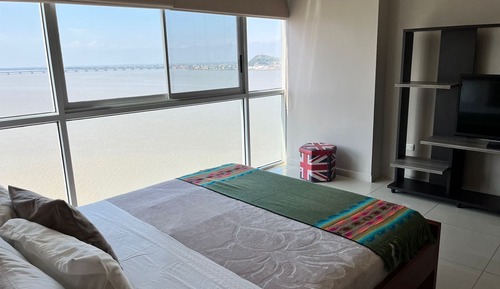 Family Apartment, 2 Bedrooms, 2 Bathrooms, River View