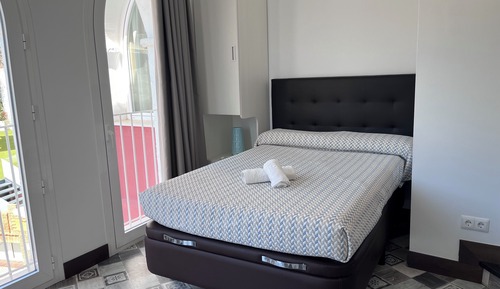 Basic Studio, 1 Bedroom, Terrace, Mountain View