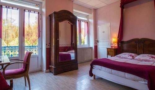Comfort Double Room, Ensuite (2)