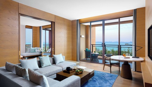 Suite, 1 Bedroom, Balcony