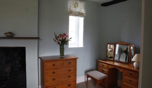 Suite, Ensuite, Garden View
