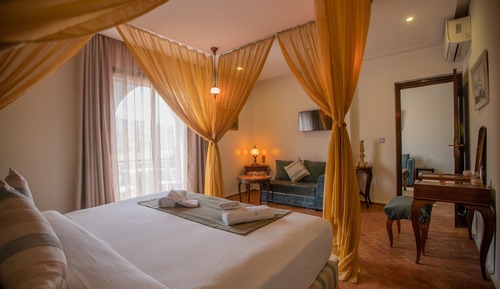 Deluxe Suite, 1 King Bed