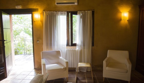 Suite, Jetted Tub