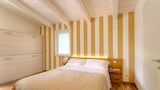 Superior Double Room, Ensuite, Annex Building