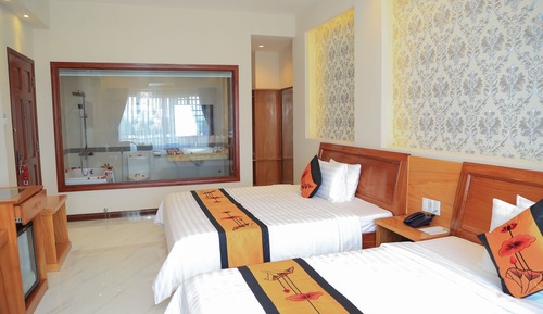 Premium Twin Room, City View
