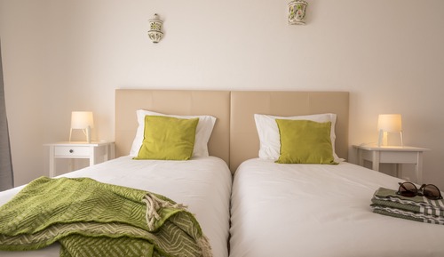 Deluxe Double or Twin Room, 1 Bedroom, Shared Bathroom, Pool View