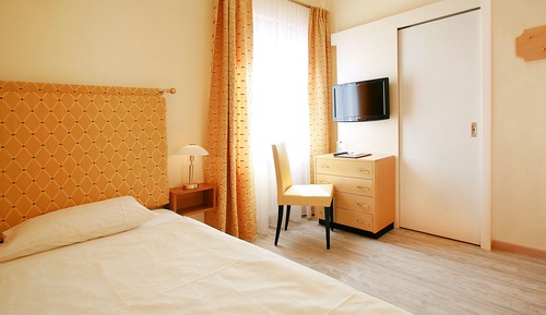 Classic Single Room