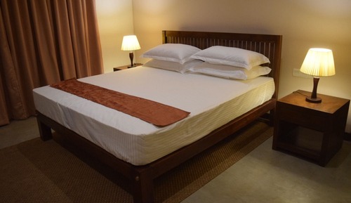 Deluxe Double Room, Private Bathroom, Garden View