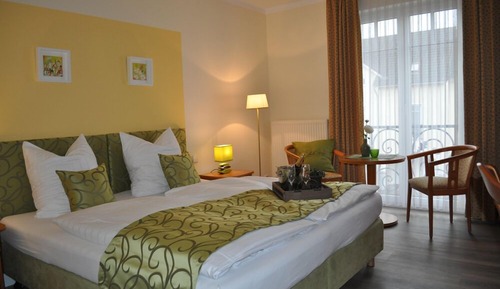 Classic Double Room
