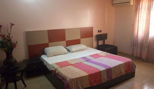 Executive Room