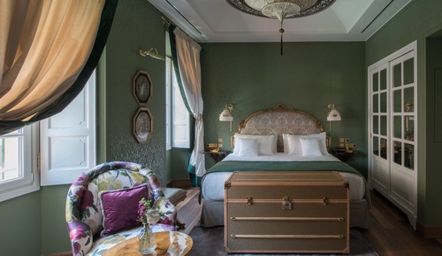 Room in the Palazz