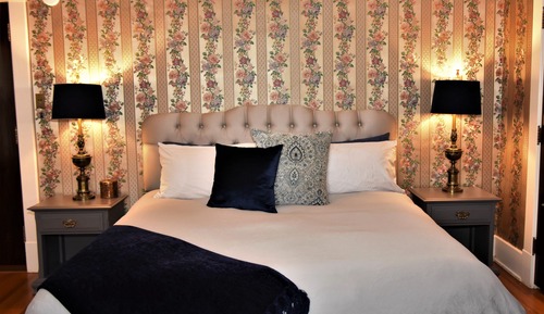 Kingsland Room
