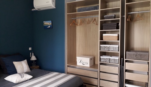 Deluxe Suite, 2 Bedrooms, Non Smoking, Poolside