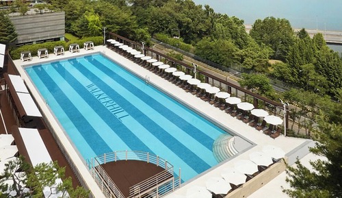 [Package] Deluxe Double Mountain View + Douglas Lounge Benefit + Admission of outside Pool(Gold)