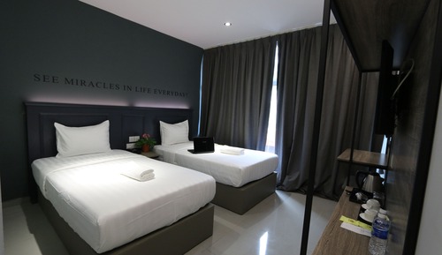 Superior Twin Room