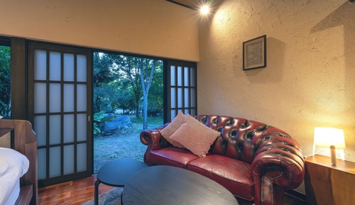 Twin Room, Annex Building